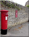 Queen Elizabeth II pillarbox, High Street, Stow-on-the-Wold