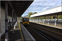 TQ3769 : Beckenham Junction station looking westwards by Robert Eva