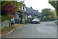 SP7301 : Cottages, Sydenham by Robin Webster