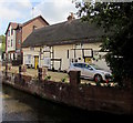 Grade II listed Bridge Cottages, Pewsey