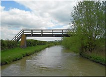 SP4455 : Oxford Canal: Bridge Number 129 by Nigel Cox