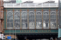 NS5865 : Central Station bridge by Thomas Nugent