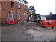 SO8754 : Worcestershire Royal Hospital - demolition by Chris Allen
