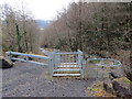 Llwybr ceffyl i Lyn-nedd / Bridleway to Glyn-neath