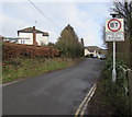 ST1789 : Weight limit sign, Colliery Road, Bedwas by Jaggery
