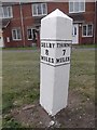 Old Milepost by the A1041, Goole Road, Snaith