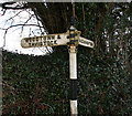 Old Direction Sign - Signpost by Huckworthy Cross, Sampford Spiney parish