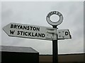 Old Direction Sign - Signpost by Milton Lane, Traveller