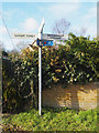 TF9003 :  Signpost  by David Pashley