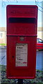 TA0528 : Close up, Elizabeth II postbox on St Joseph Drive, Hull by JThomas