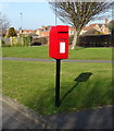 Elizabeth II postbox on Wheatlands Park Redcar