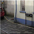 Three Salmon Street bilingual name sign in Merthyr Tydfil