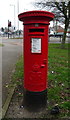 TA0631 : George V postbox on Fairfax Avenue, Hull by JThomas