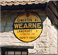 Old circular AA Sign in Wearne