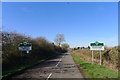 Bosworth Road entering Measham