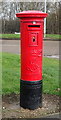 TA1034 : Edward VII postbox on Noddle Hill Way, Hull by JThomas