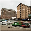 Gloucester Docks : warehouses