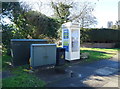 TA0936 : K8 telephone box on Sutton Road, Wawne by JThomas