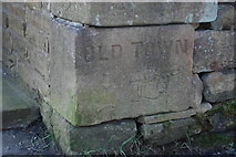 SE0028 : Old Guide Stone by Old Town Mill Lane, Wadsworth parish by Milestone Society
