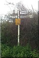 SU1410 : Direction Sign - Signpost by Kent Lane, Harbridge by Milestone Society