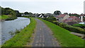 SD4766 : Lancaster Canal towpath at Hest Bank by Mat Fascione