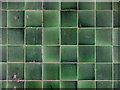 TQ3181 : Wall tiles at Farringdon station by Mike Quinn