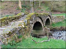 SD9339 : The pack horse bridge over Wycoller Beck by Steve Daniels