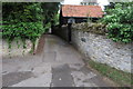 Footpath through Hinwick