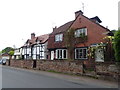 Cottages on The Village, Burton