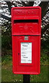 Close up, Elizabeth II postbox on Melloncroft Drive, Caldy