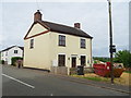 Elizabeth II postbox on the A51, Hill Chorlton