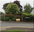 Yellow salt/grit box, Glasllwch Lane, Newport