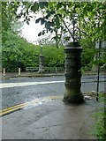 NS5766 : Gate piers at the north end of Kelvin Way by Alan Murray-Rust
