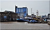 TA1028 : Old Harbour, river Hull, Kingston upon Hull by Bernard Sharp