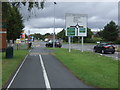 Dual use path beside School Road (A4640)