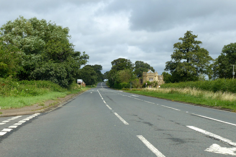 A3400 towards Stratford-upon-Avon © Robin Webster :: Geograph Britain ...