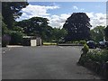 SX9073 : Huntly: parking and a glimpse of the gardens, Forder Lane, Bishopsteignton by Robin Stott