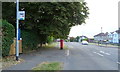 Bus stop on Vicarage Road