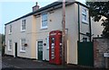 Cottages on Queens Road, Hannington