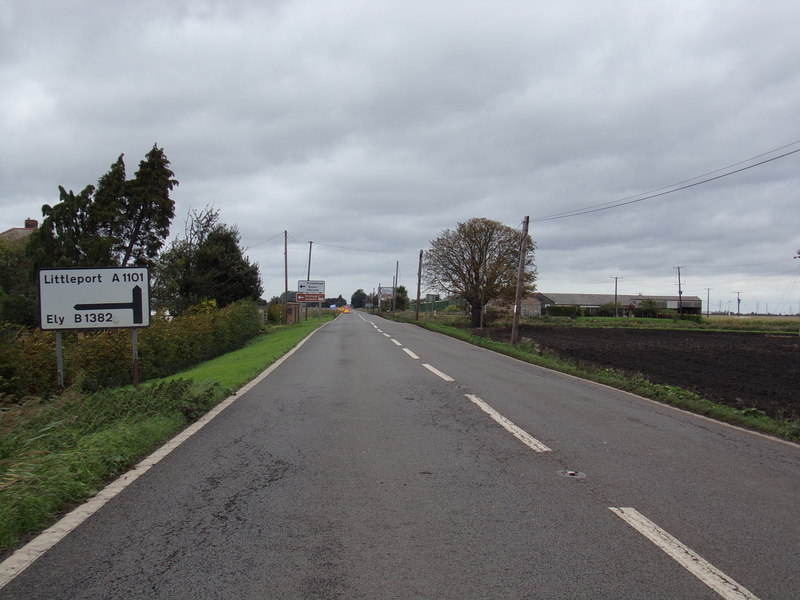 A1101 Mildenhall Road, Little Ouse © Geographer Geograph Britain and