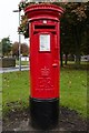 Elizabeth II postbox, Wordsworth Street