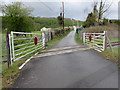 North through a level crossing, Clyne