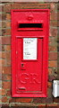 TA0339 : George V postbox on Flemingate, Beverley by JThomas