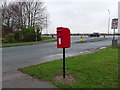 TA0441 : Elizabeth II postbox on Rowan Avenue, Beverley by JThomas