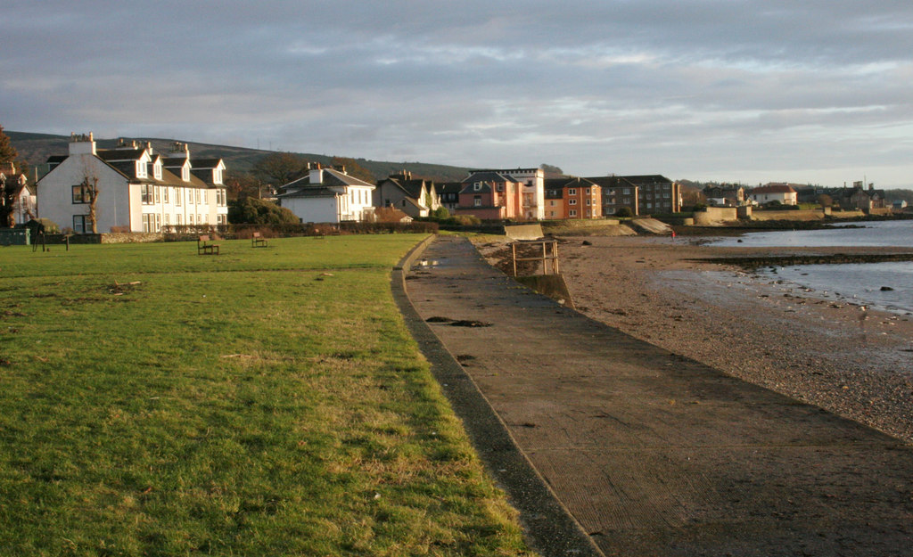 The East Esplanade, Helensburgh © Richard Sutcliffe :: Geograph Britain ...