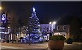 Christmas tree on High Street, Dunstable