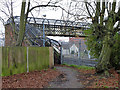 Footpath over railway, Redhill