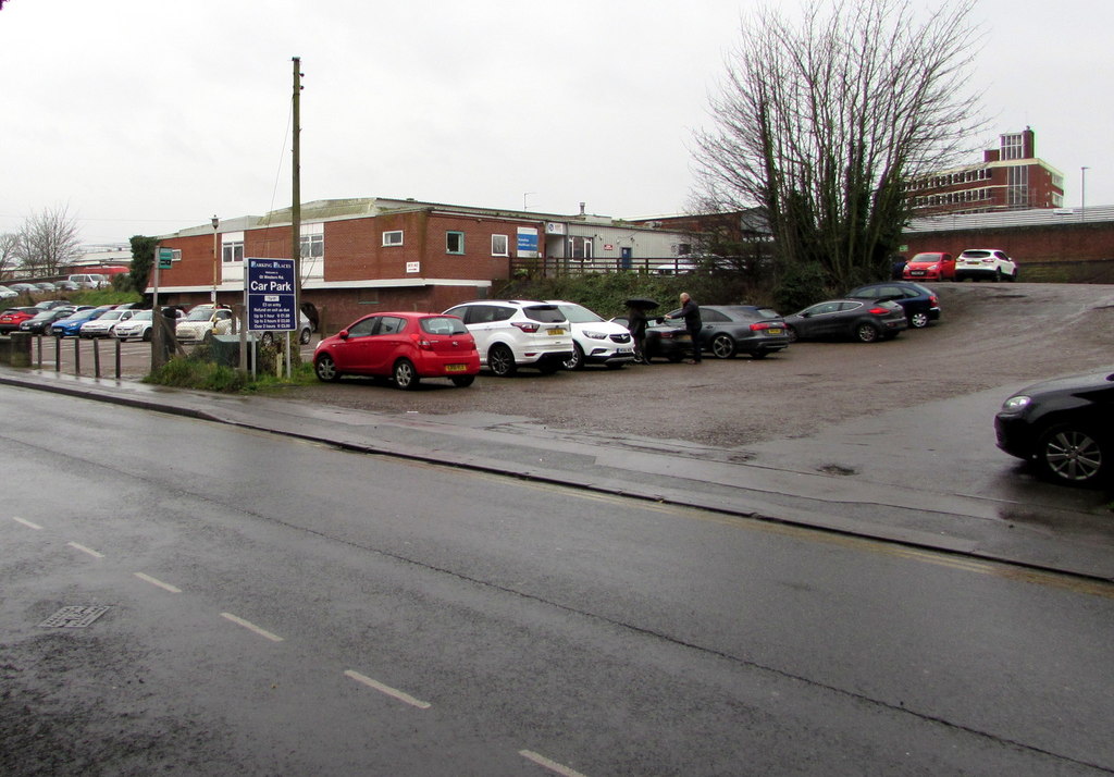 Great Western Road Car Park, Gloucester © Jaggery Geograph Britain