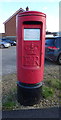 SE5730 : Elizabeth II postbox on Field Lane, Thorpe Willoughby by JThomas