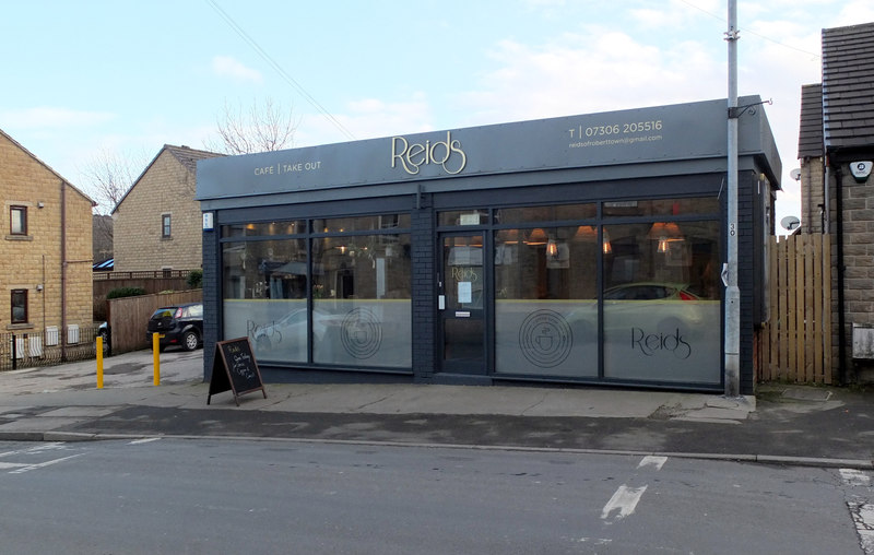 Reid's Cafe, Roberttown © habiloid Geograph Britain and Ireland